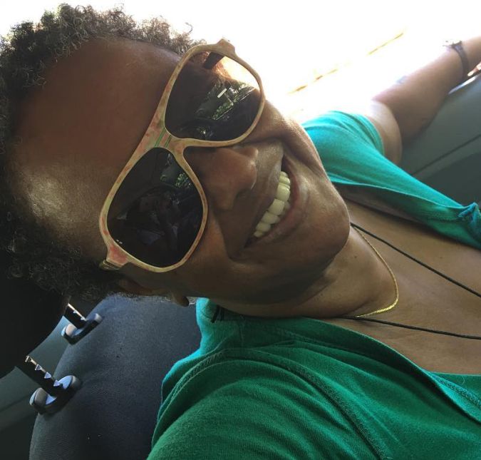 Você sabia que Sandra de Sá usava anteriormente o nome Sandra Sá? Nos anos 80, a cantora consultou um numerólogo, mas para tentar tratar de uma gagueira! O resultado foi a mudança no nome e o sucesso que veio a seguir. Em entrevista para a revista Época, ela falou sobre o que acredita: - Sou espiritualizada e não tive receio de assumir o meu novo nome publicamente, porque o que importa é a minha fé. Você sabia que Sandra de Sá usava anteriormente o nome Sandra Sá? Nos anos 80, a cantora consultou um numerólogo, mas para tentar tratar de uma gagueira! O resultado foi a mudança no nome e o sucesso que veio a seguir. Em entrevista para a revista Época, ela falou sobre o que acredita: - Sou espiritualizada e não tive receio de assumir o meu novo nome publicamente, porque o que importa é a minha fé.