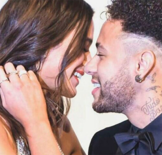 Bruna Marquezine ganha joia de mais de cem mil reais de Neymar!