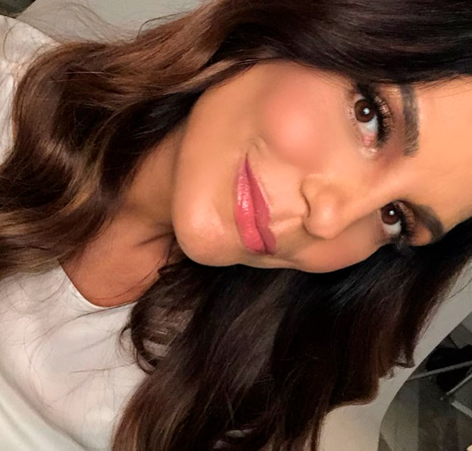 Ela está de volta! Ivete Sangalo é clicada toda produzida em bastidores, confira!