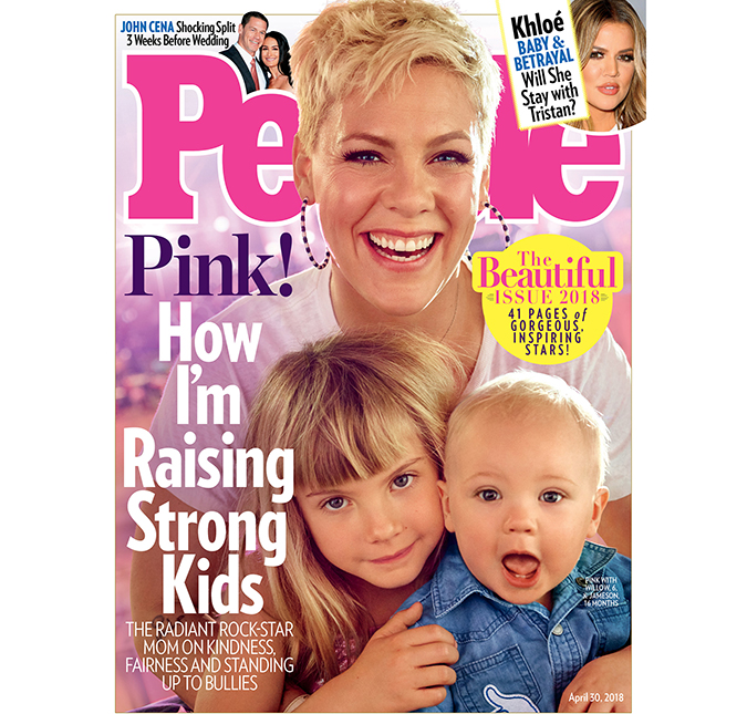 Após rebatizar tradicional capa de pessoas bonitas, <i>People</i> traz Pink abrindo o jogo sobre maternidade
