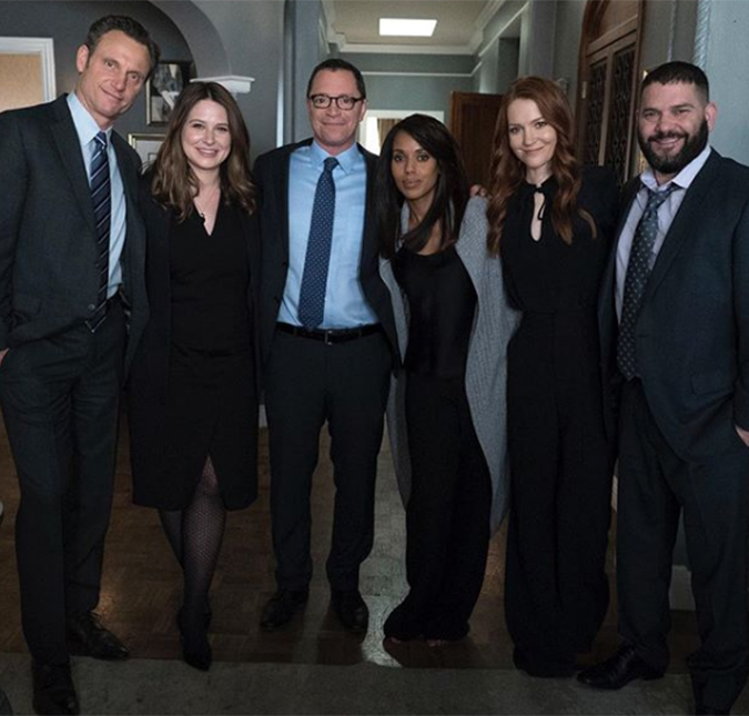 Episódio final de <i>Scandal</i> é exibido e atores ficam satisfeitos com a conclusão