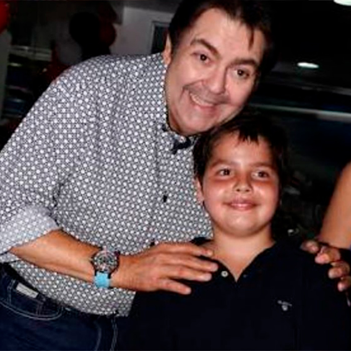 Faustão recebe homenagem de mulher e filho durante seu aniversário, confira!