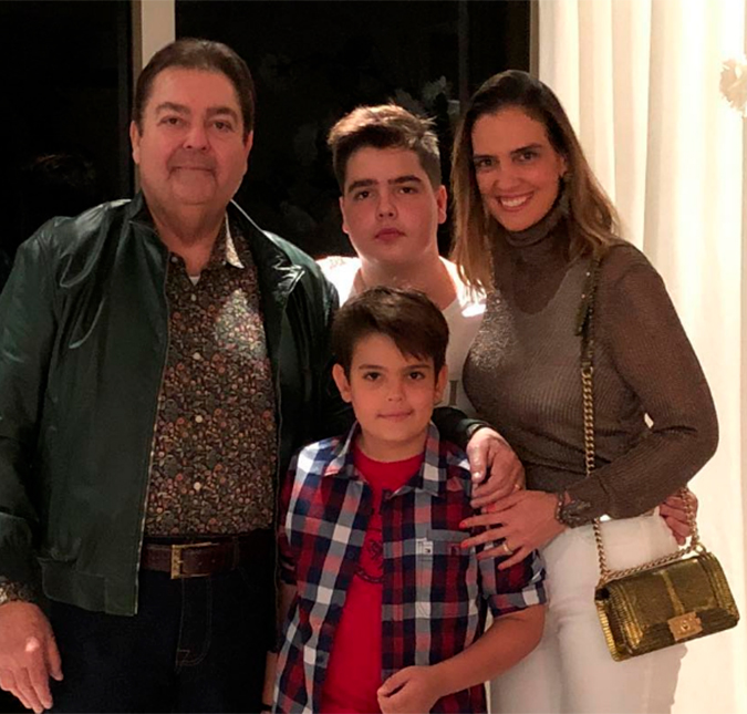 Reação de Faustão ao ganhar festa surpresa de aniversário leva fãs ao delírio