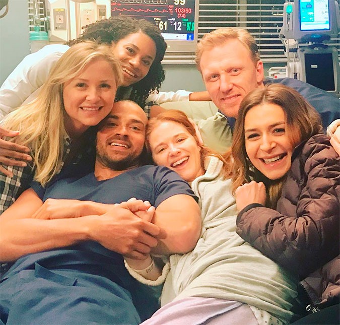 April morreu? Saiba tudo o que rolou no último episódio de <I>Grey's Anatomy</I>!