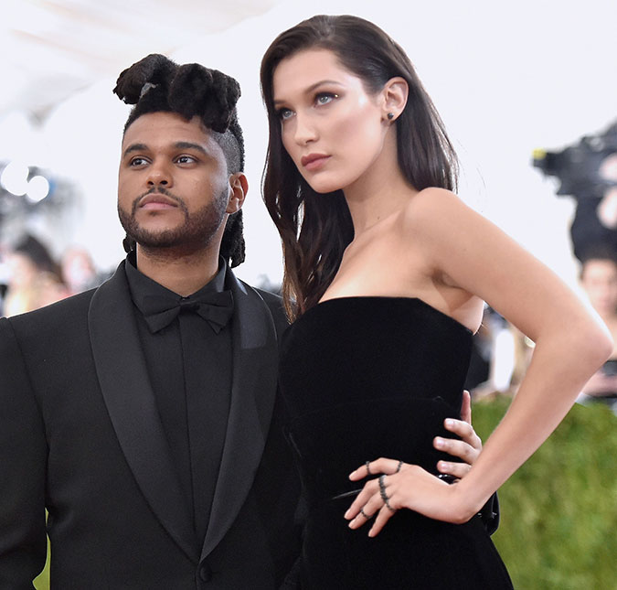 Voltaram? The Weeknd e Bella Hadid são vistos aos beijos pós <I>Cannes</I>