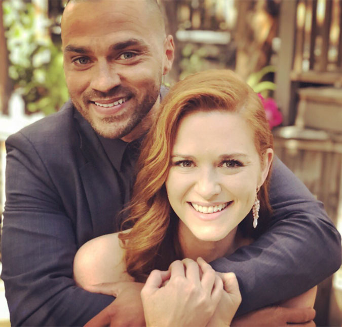 Jesse Williams homenageia Sarah Drew após <i>season finale</i> de <i>Grey's Anatomy</i>