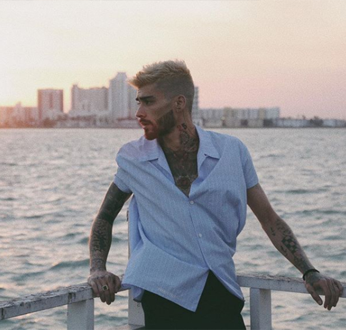 Zayn lança clipe de sua nova música, <i>Entertainer</i>, e deixa fãs com muitas dúvidas, entenda!