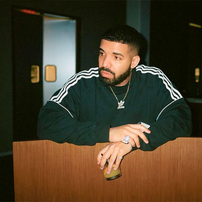 Rapper acusa Drake de esconder filho com atriz pornô