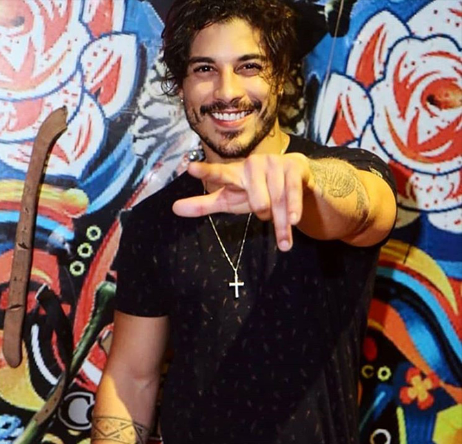Douglas Sampaio diz que está sendo chantageado com fotos íntimas, saiba mais!