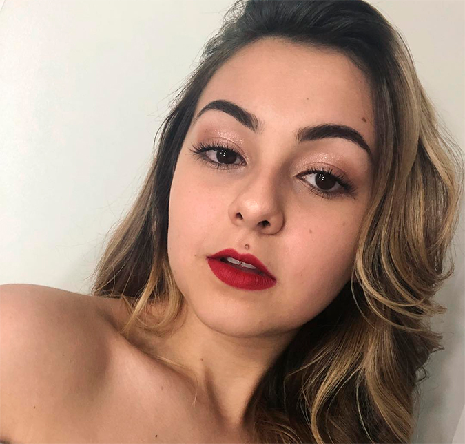 Klara Castanho assume namoro com ator 11 anos mais velho