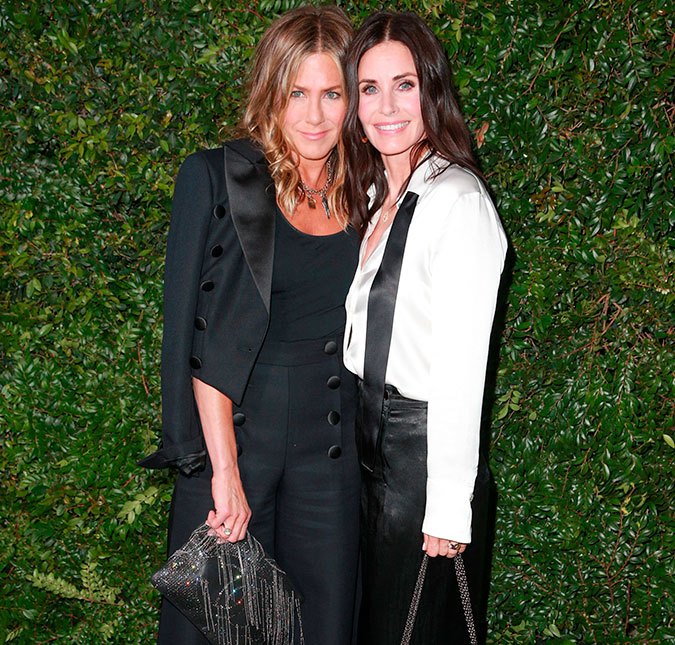 Jennifer Aniston será madrinha de casamento de Courteney Cox