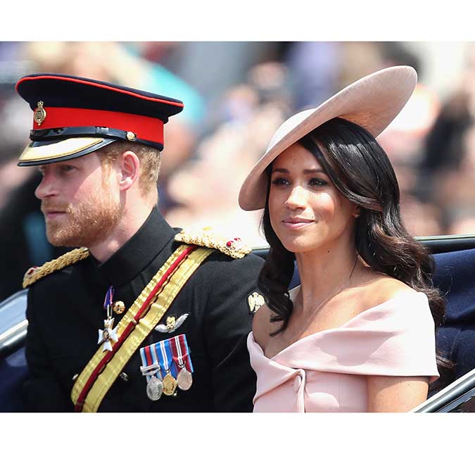 Príncipe Harry e Meghan Markle anunciam primeira viagem como casal real