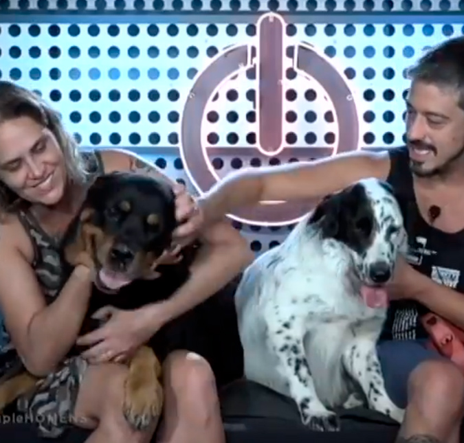No <i>Power Couple</i>, Aritana e Paulo recebem visita de seus cachorros