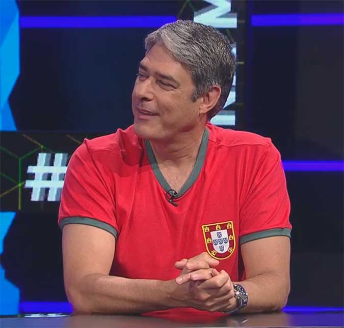 William Bonner é questionado sobre separação e aparece em clima descontraído na TV