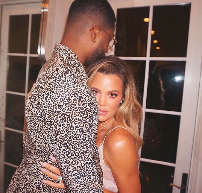 Khloé Kardashian rebate seguidora sobre decisão de permanecer com Tristan Thompson: <I>Você não sabe o que acontece em nossa casa</I>