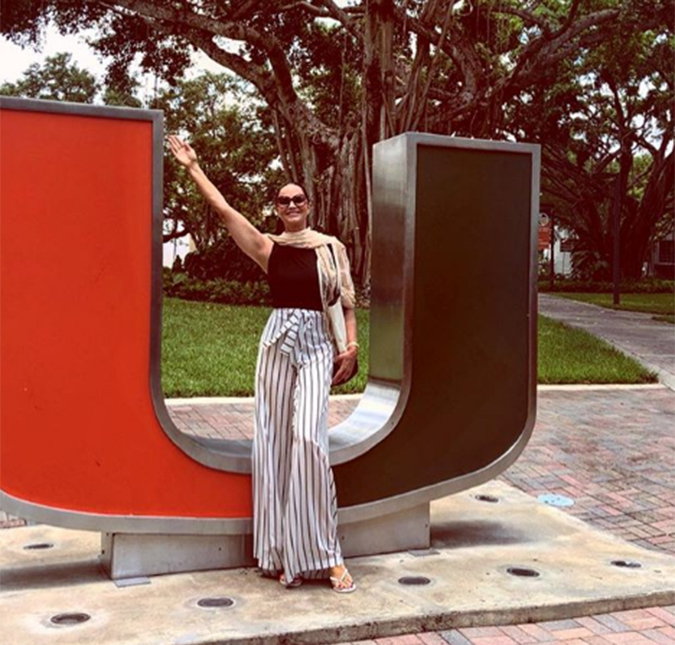 Aos 56 anos de idade, Luiza Brunet se matricula em universidade dos Estados Unidos!