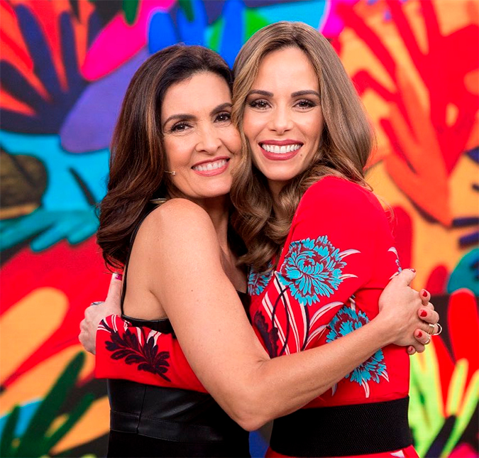 Fátima Bernardes posa abraçada com Ana Furtado e deixa mensagem de apoio: <i>Um marco dessa história</i>