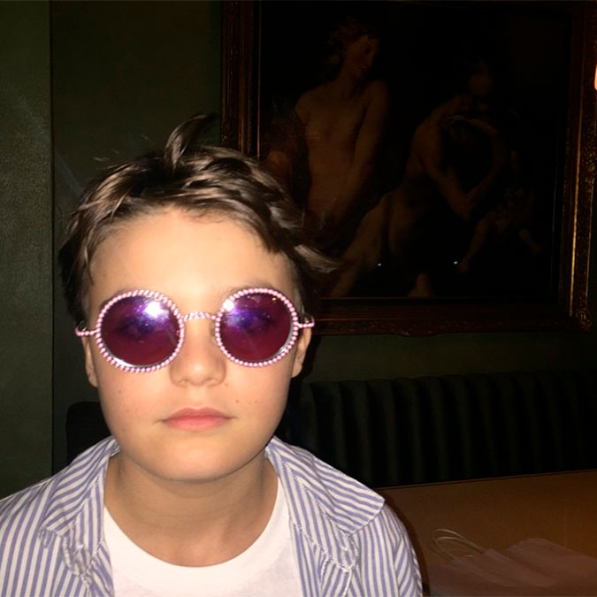 Filho mais novo de Johnny Depp está com graves problemas de saúde, diz diretor