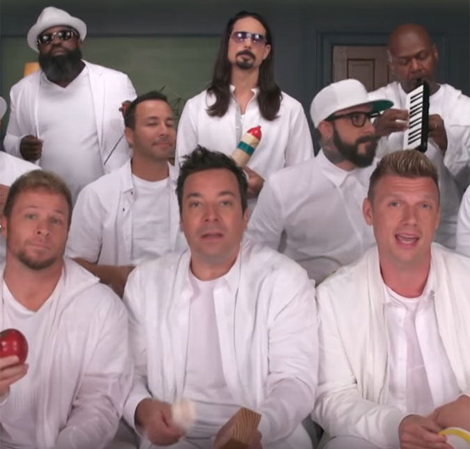 Backstreet Boys canta <i>I Want It That Way</i> usando instrumentos infantis, assista!