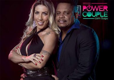 Tati Minerato e Marcelo Galático são vencedores do <i>Power Couple Brasil</i>