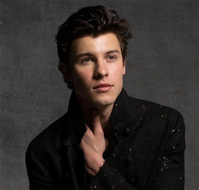 Shawn Mendes chega ao Brasil para se apresentar em festival!