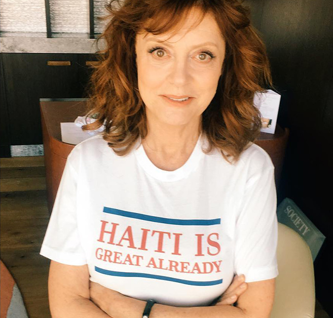 Susan Sarandon é detida em protesto contra Trump e desabafa: <i>Presa. Mantenha-se forte. Continue lutando</i>