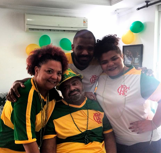 Após mais de um ano internado por causa de AVC, Arlindo Cruz tem alta de hospital