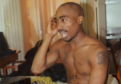 RAP MAIS on X: Snoop Dogg diz que Biggie Smalls ficou 'ferido' pela morte  de Tupac -   / X
