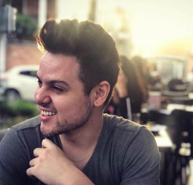 O tempo voa! Nasce filho de Guguzinho e pai declara: - <i>Coisa mais linda do mundo!</i>