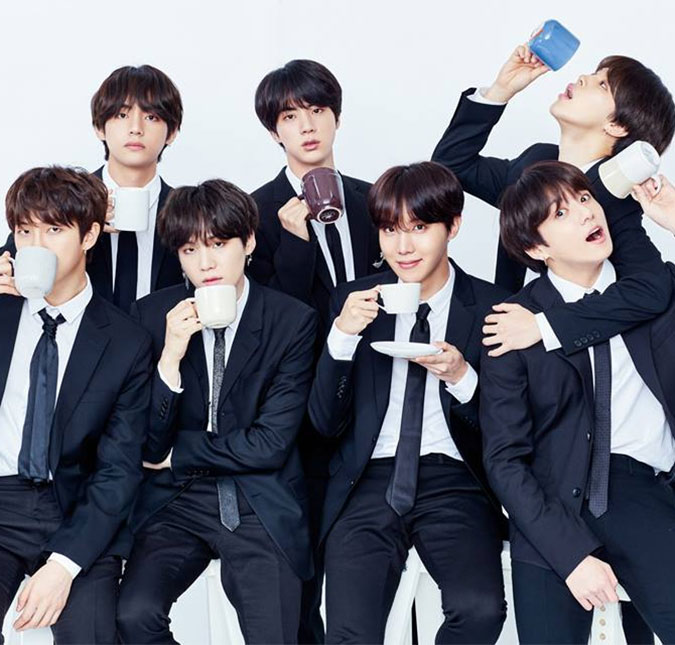 Banda <i>BTS</i> ganha certificado após vender um milhão de cópias do álbum <i>Love Yourself: Tear</i>