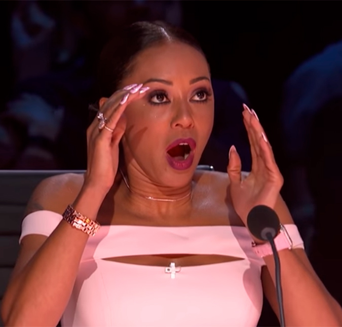 Mel B e Simon Cowell se assustam após mulher sofrer acidente durante número de acrobacia em <i>reality</i>, veja