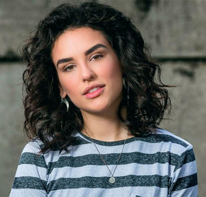 No elenco de <I>Espelho da Vida</I>, Kéfera diz que sofre preconceito por ser <I>youtuber</I>: <I>- Eu me preparei e estudei</I>