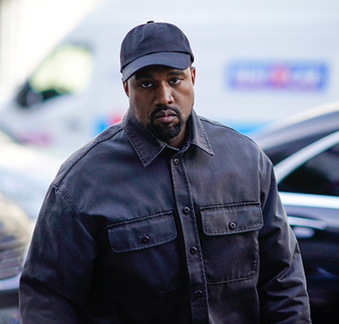 Problemas de saúde de Kanye West estariam relacionados a sua mãe, que faleceu em 2007