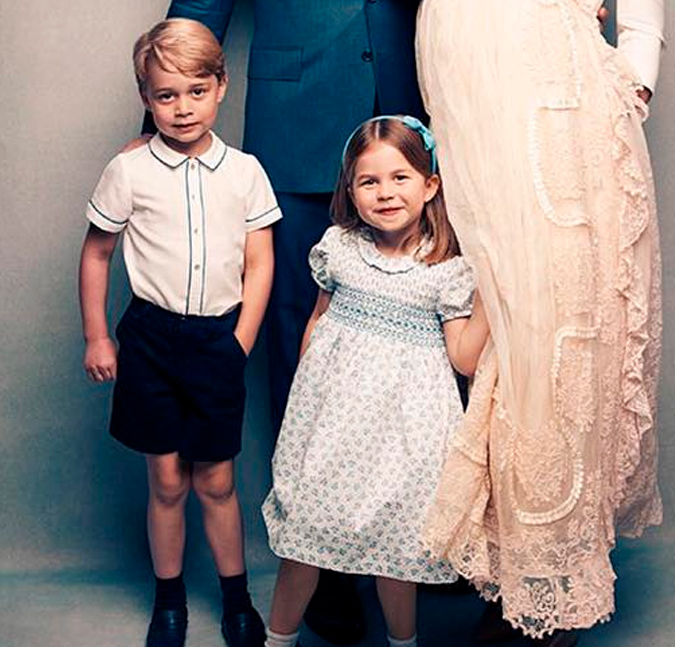 Babá dos príncipes George e Charlotte é uma espécie de <i>Mary Poppins da vida real</i>, diz revista