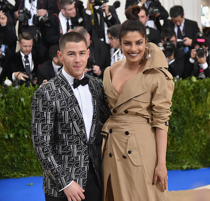 Nick Jonas e Priyanka Chopra estão noivos, diz <i>site</i>