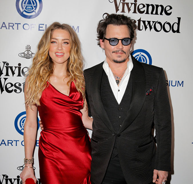 Após ser acusado de violência doméstica, Johnny Depp agora afirma ter sido agredido por ex-esposa