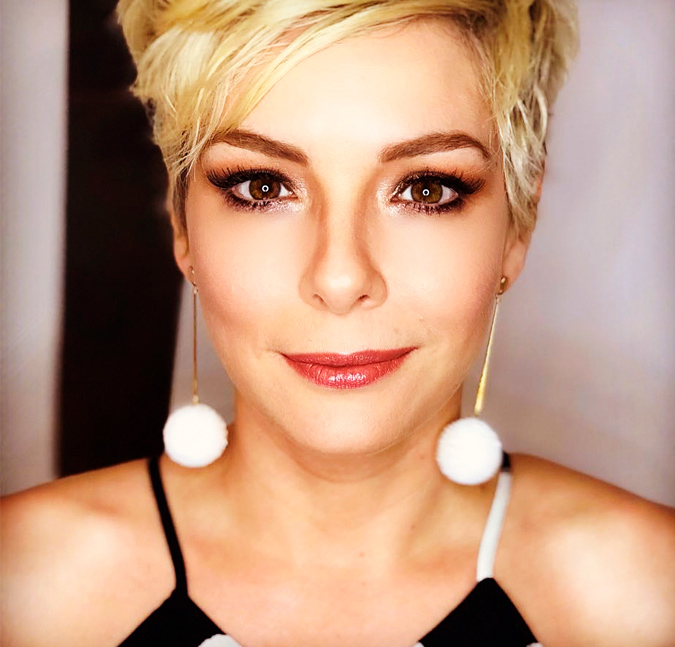 Regiane Alves relembra cenas pesadas com atores idosos em <i>Mulheres Apaixonadas</i>: <i>- A gente se abraçava muito depois</i>