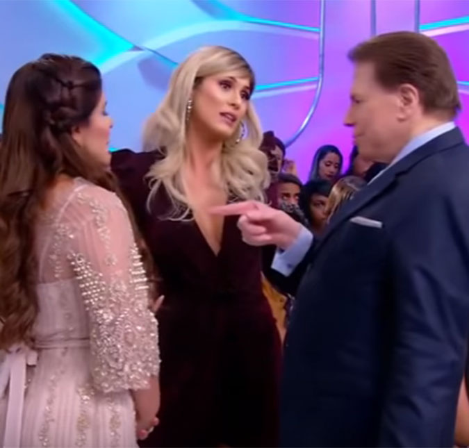 Silvio Santos demite Mara Maravilha ao vivo e ainda chama Lívia Andrade de <i>sapatão</i>
