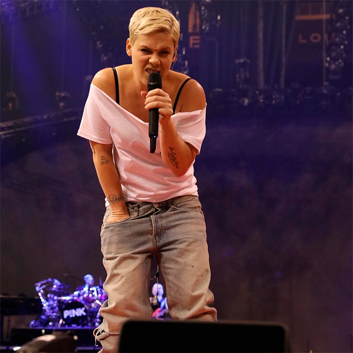 Cantora Pink é hospitalizada em Sydney na Austrália