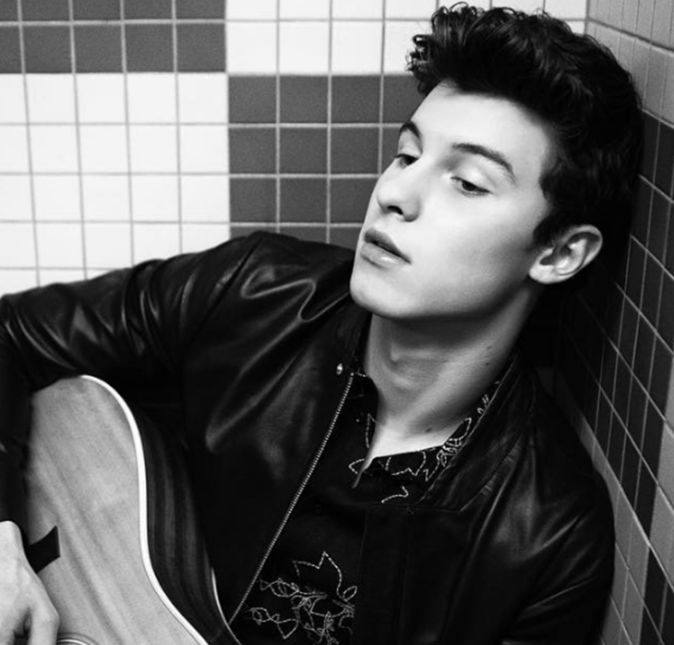 No mesmo vídeo, ele disse que se pudesse ter qualquer super poder, ele escolheria se teletransportar! Seria bem útil para sair em turnê e comparecer a eventos, né? No mesmo vídeo, ele disse que se pudesse ter qualquer super poder, ele escolheria se teletransportar! Seria bem útil para sair em turnê e comparecer a eventos, né?