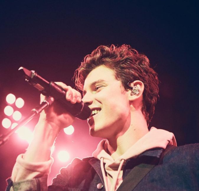 Shawn tem uma irmã mais nova chamada Aaliyah que, segundo ele, é muito mais legal e inteligente que ele. Shawn tem uma irmã mais nova chamada Aaliyah que, segundo ele, é muito mais legal e inteligente que ele.