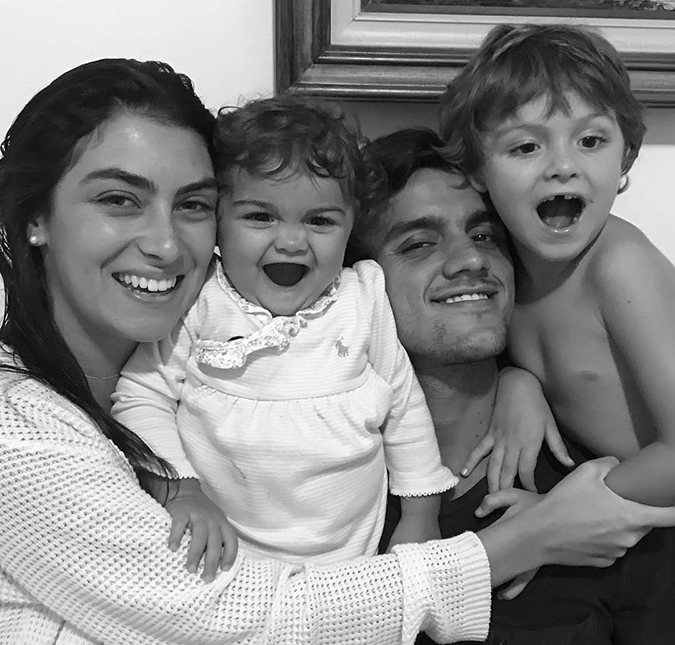 Felipe Simas abre o coração sobre paternidade: - <i>Minha ambição mudou depois que me tornei pai</i>