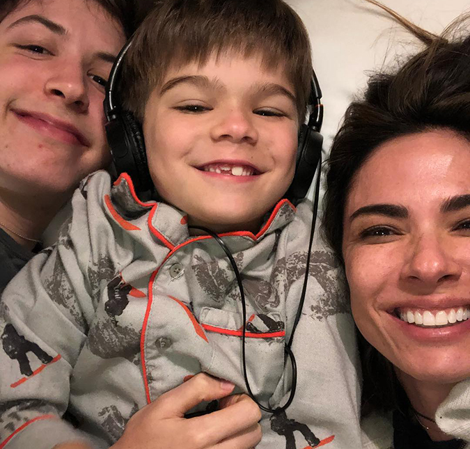 Solteira, Luciana Gimenez posta foto com os filhos e dispara: <i>Estou muito feliz</i>