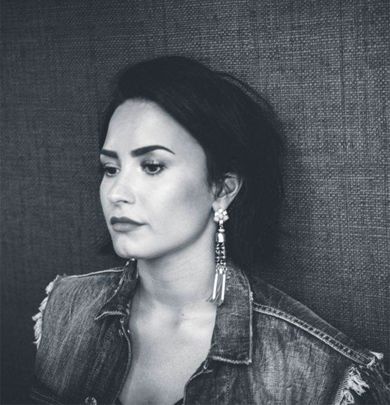 Demi Lovato coloca à venda mansão onde sofreu a overdose, diz <i>site</i>