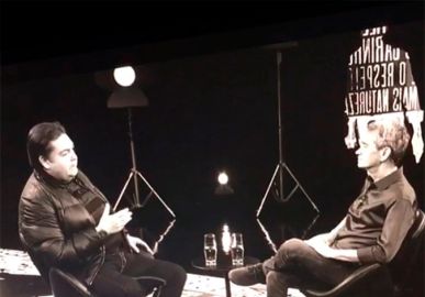 Em entrevista rara, Faustão relembra seu passado e revela: <i>- Eu não deixo a vida me levar, deixo me atropelar</i>