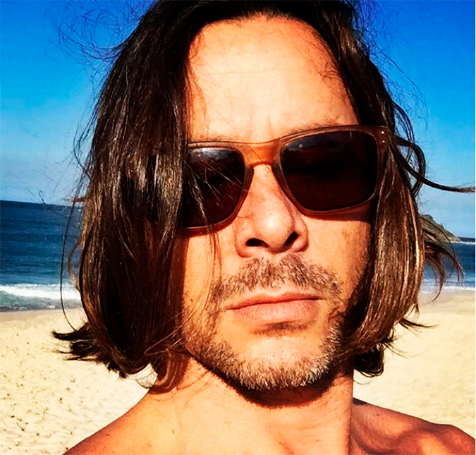 Theo Becker pode voltar para <i>A Fazenda</i>, diz colunista