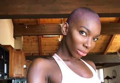 Atriz de <i>Chewing Gum</i> revela ter sofrido abuso sexual durante a produção da série