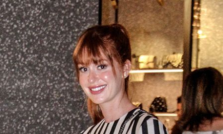Exibindo visual de franja, Marina Ruy Barbosa aposta em vestido de mais de 17 mil reais para evento no Rio de Janeiro
