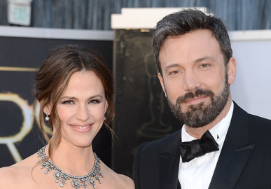 Jennifer Garner e Ben Affleck vão oficializar o divórcio assim que ator sair da reabilitação, diz <i>site</i>