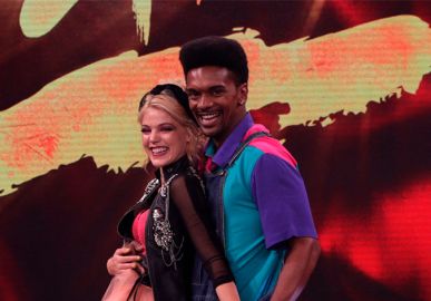 Pâmela Tomé rouba a cena na estreia do time feminino na <i>Dança dos Famosos</i>